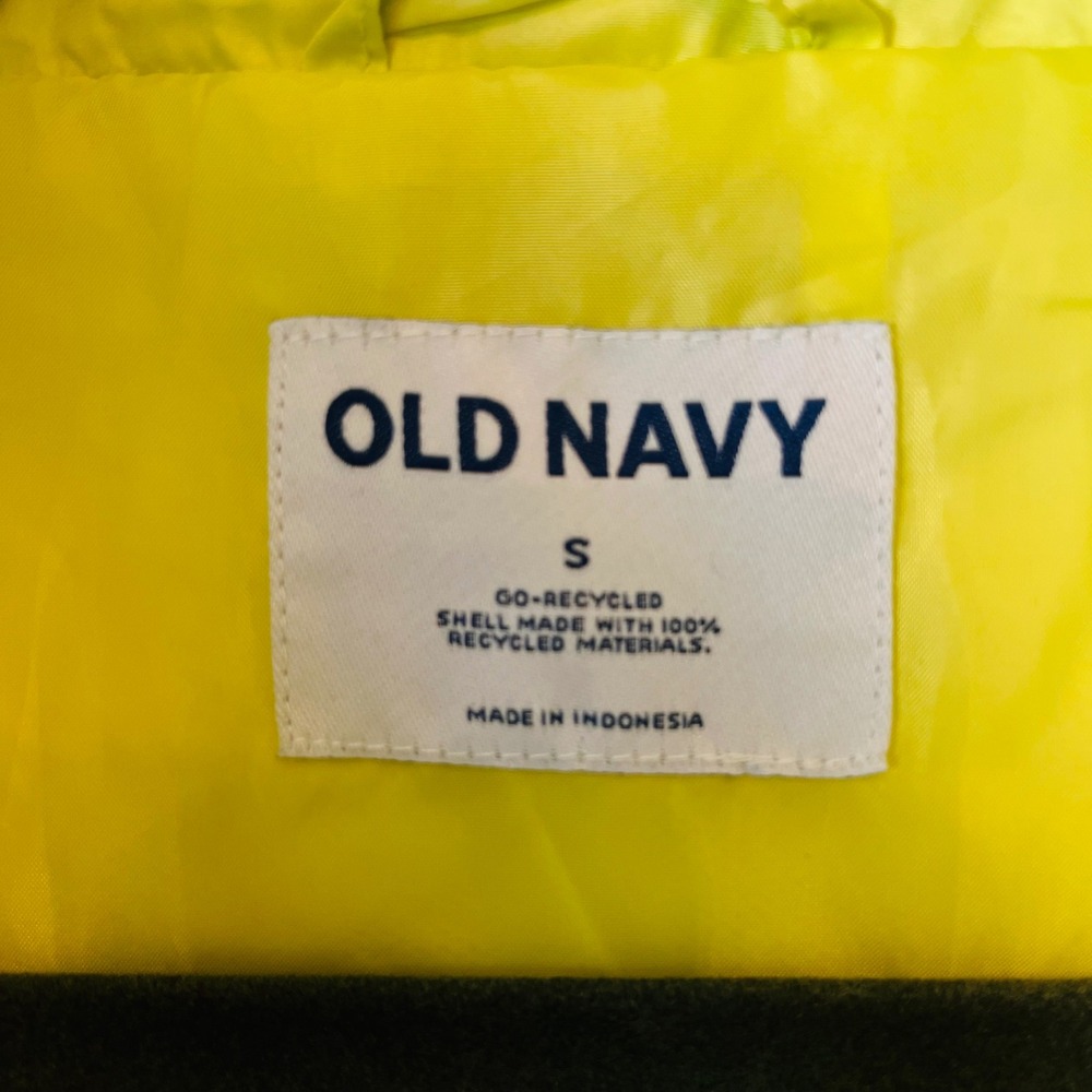 Puffer Vest Old Navy Small Neon Lime Yellow Soft Zipper Lightweight Y2K - Picture 3 of 9